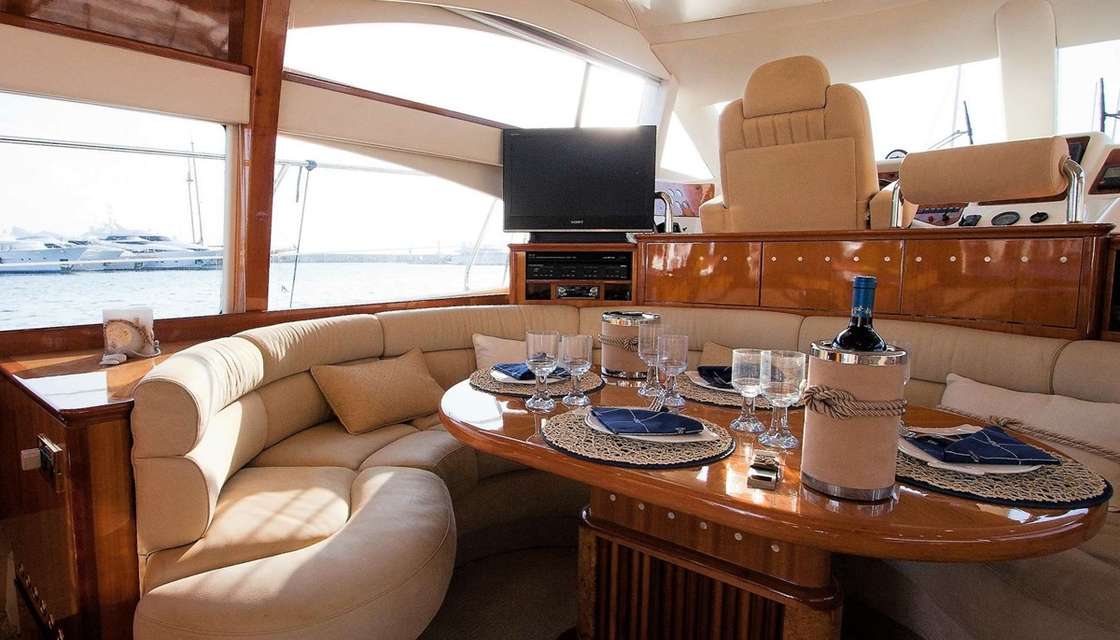 Azimut 58