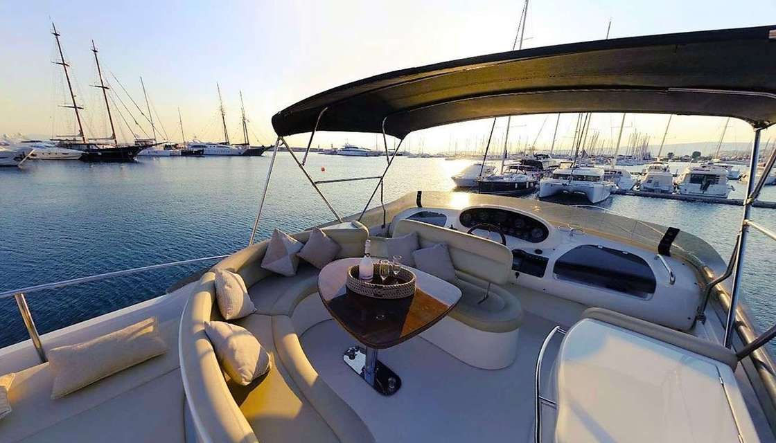 Azimut 58
