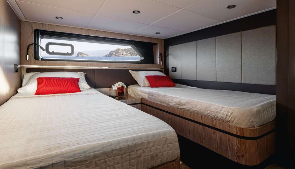 Azimut Atlantis 45