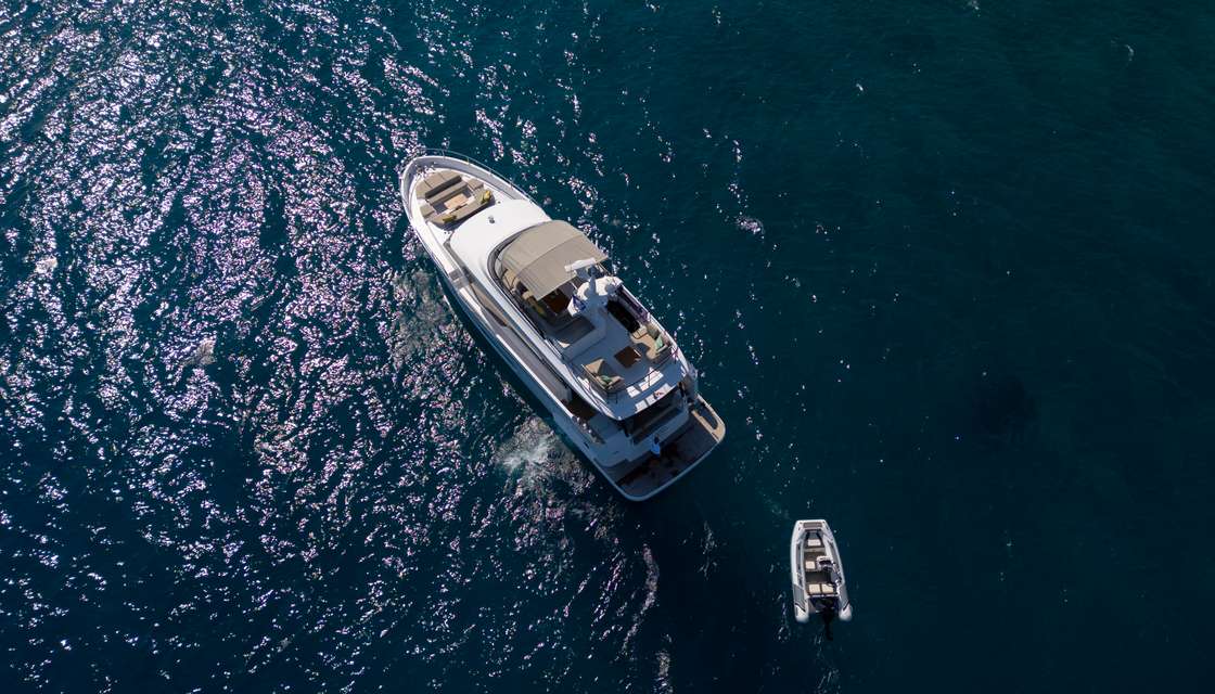 Azimut Magellano 60