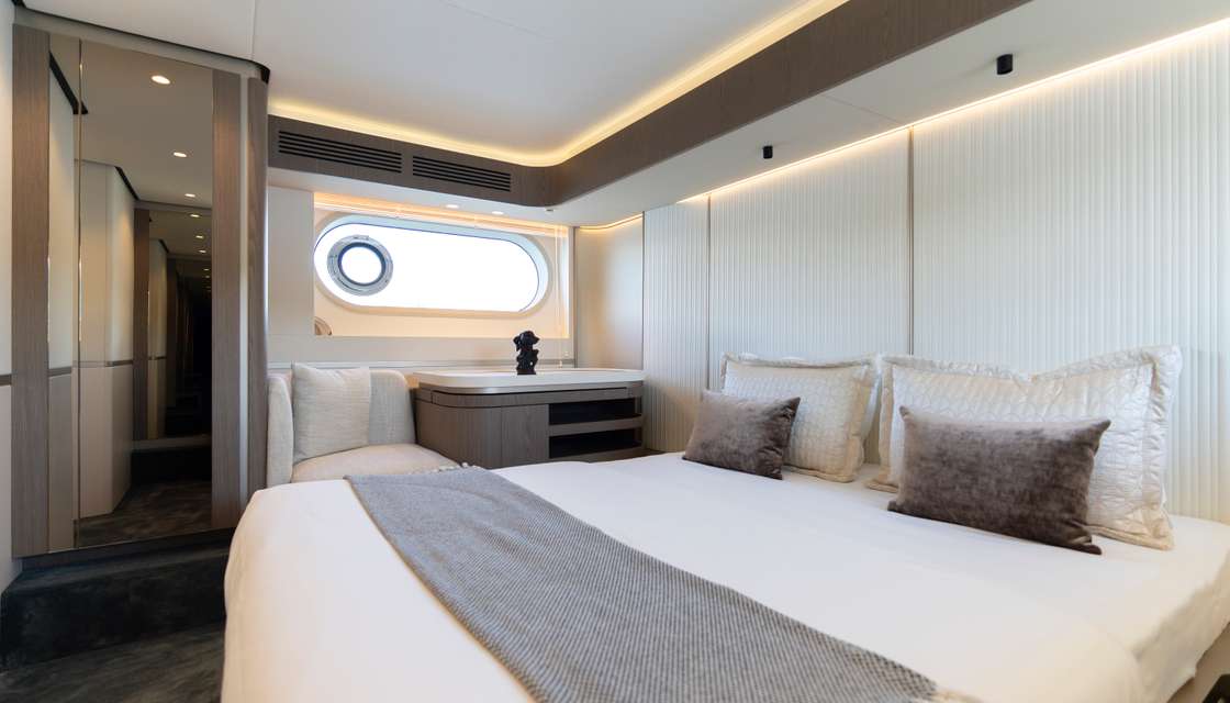 Azimut Magellano 60