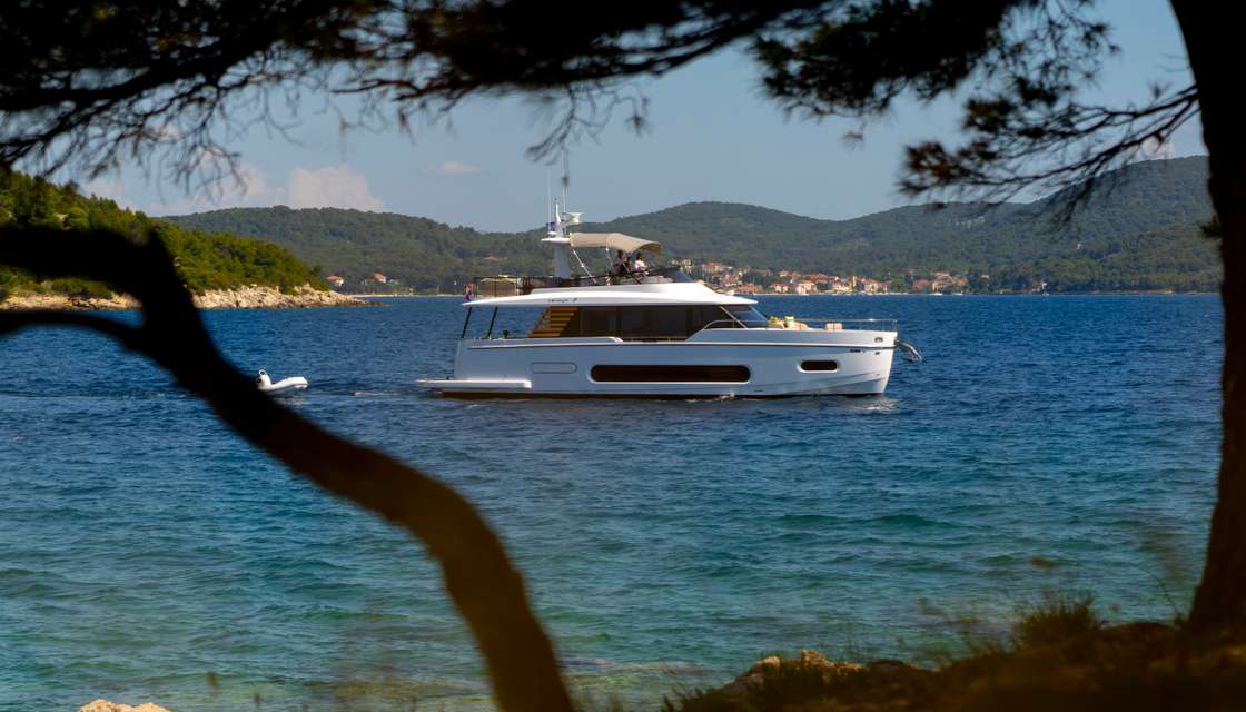 Azimut Magellano 60
