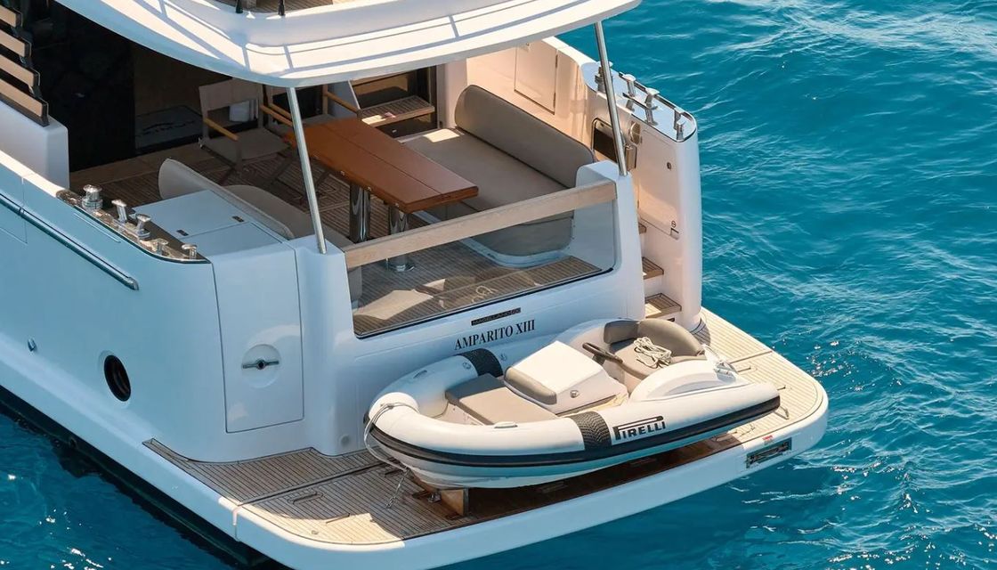Azimut Magellano 60