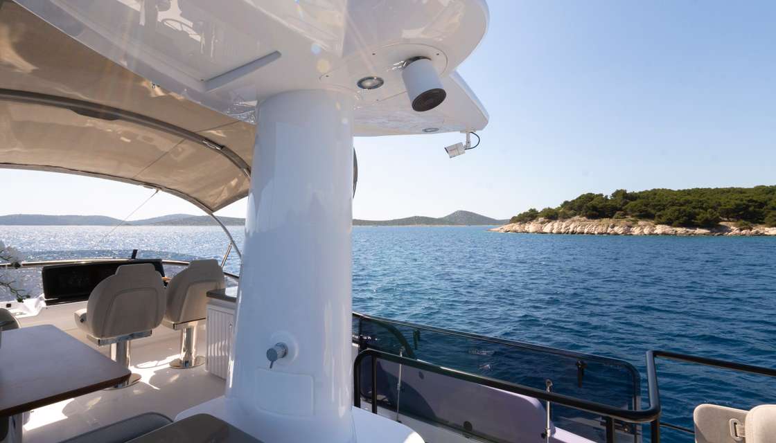 Azimut Magellano 60