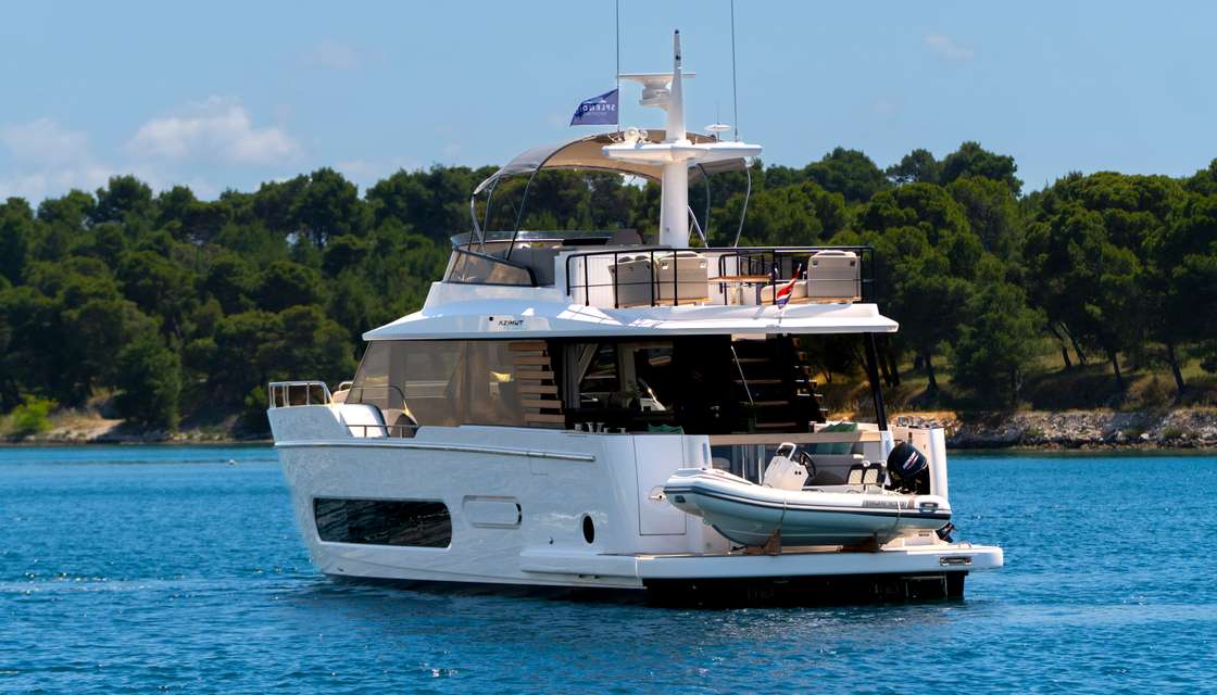 Azimut Magellano 60
