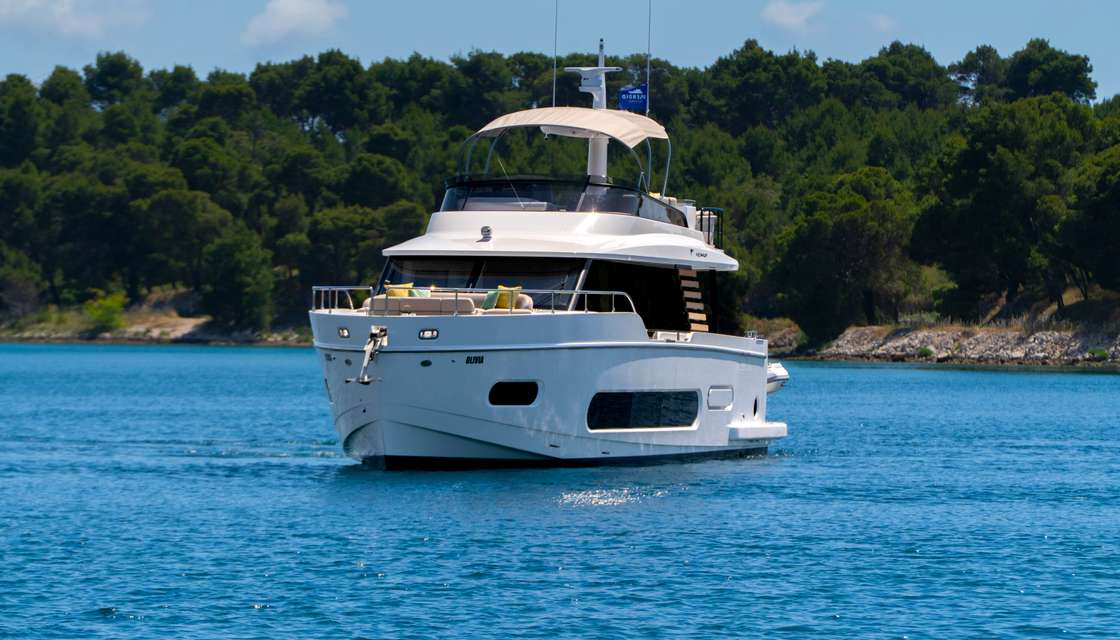 Azimut Magellano 60