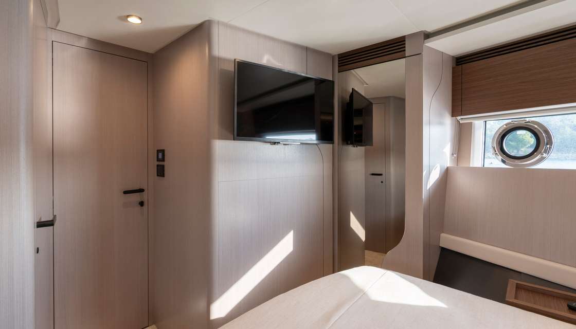 Azimut S7