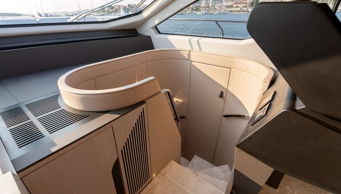 Azimut S7