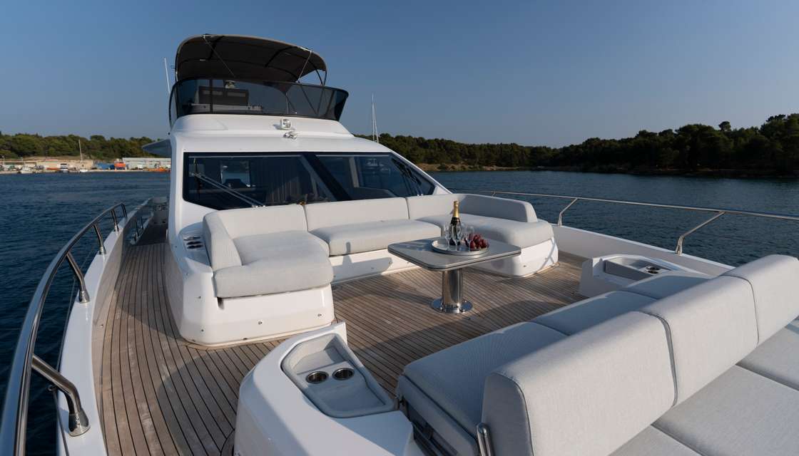 Azimut S7