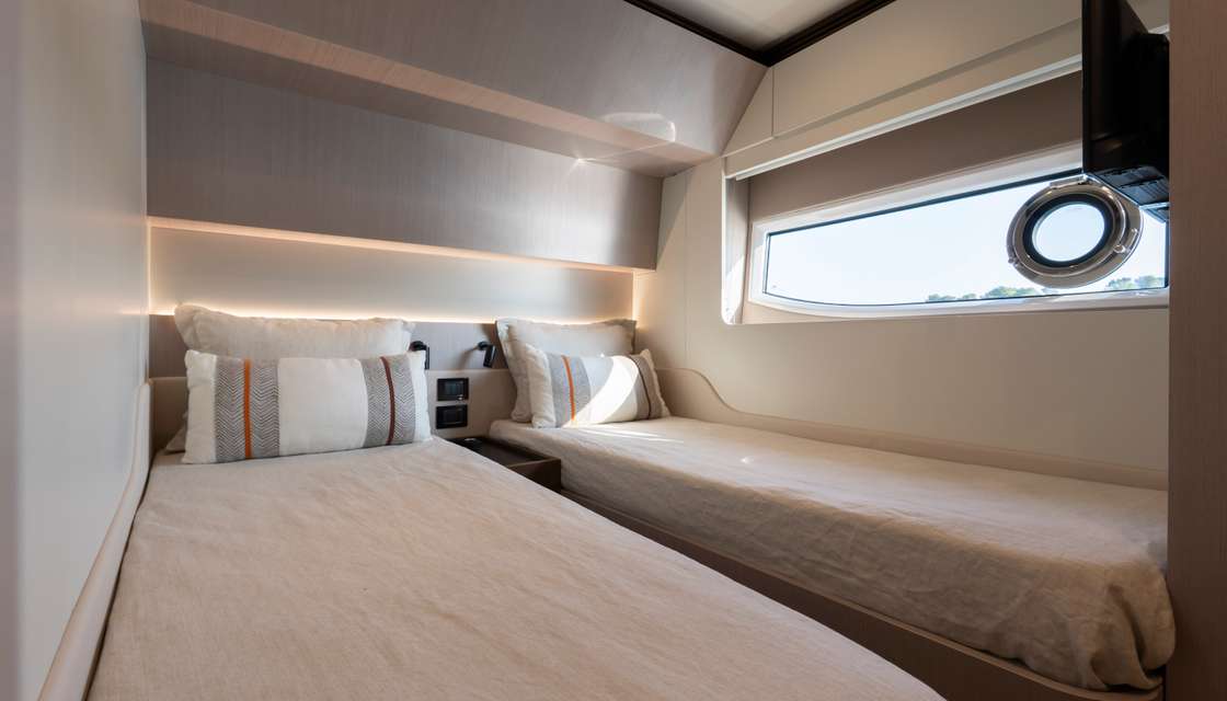 Azimut S7