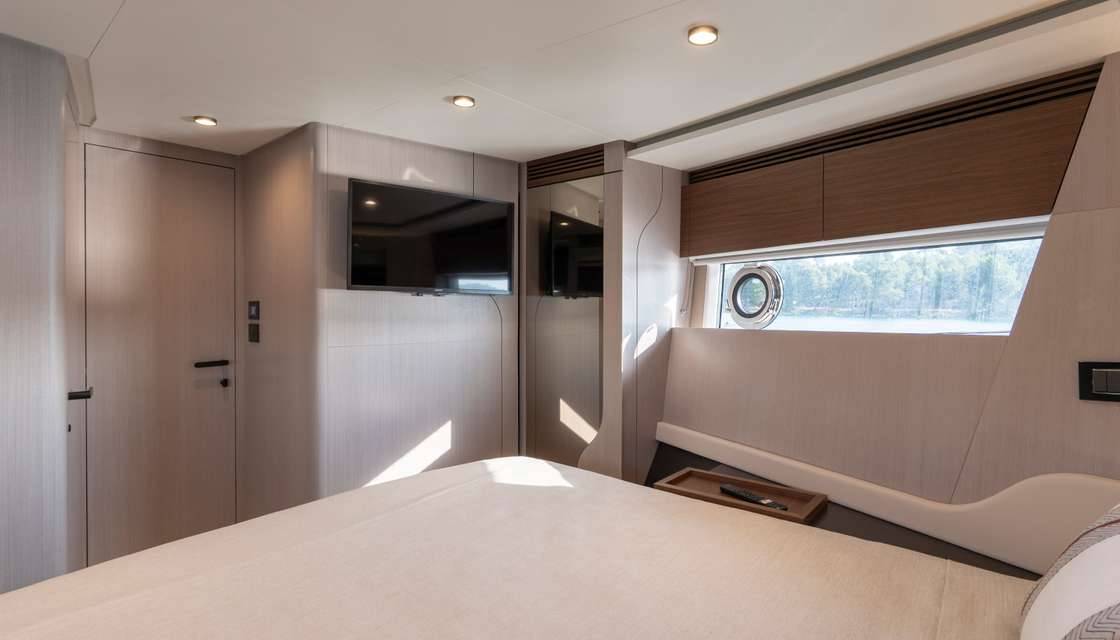 Azimut S7