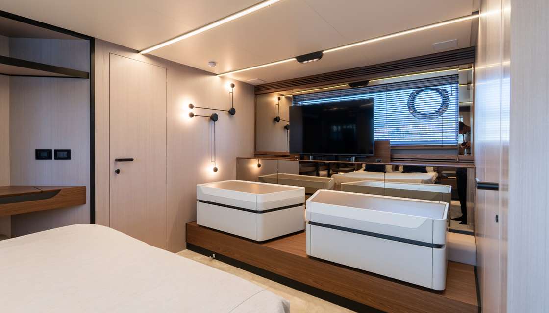 Azimut S7
