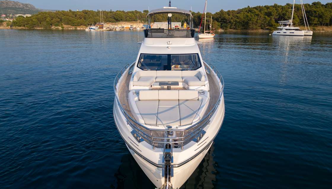 Azimut S7