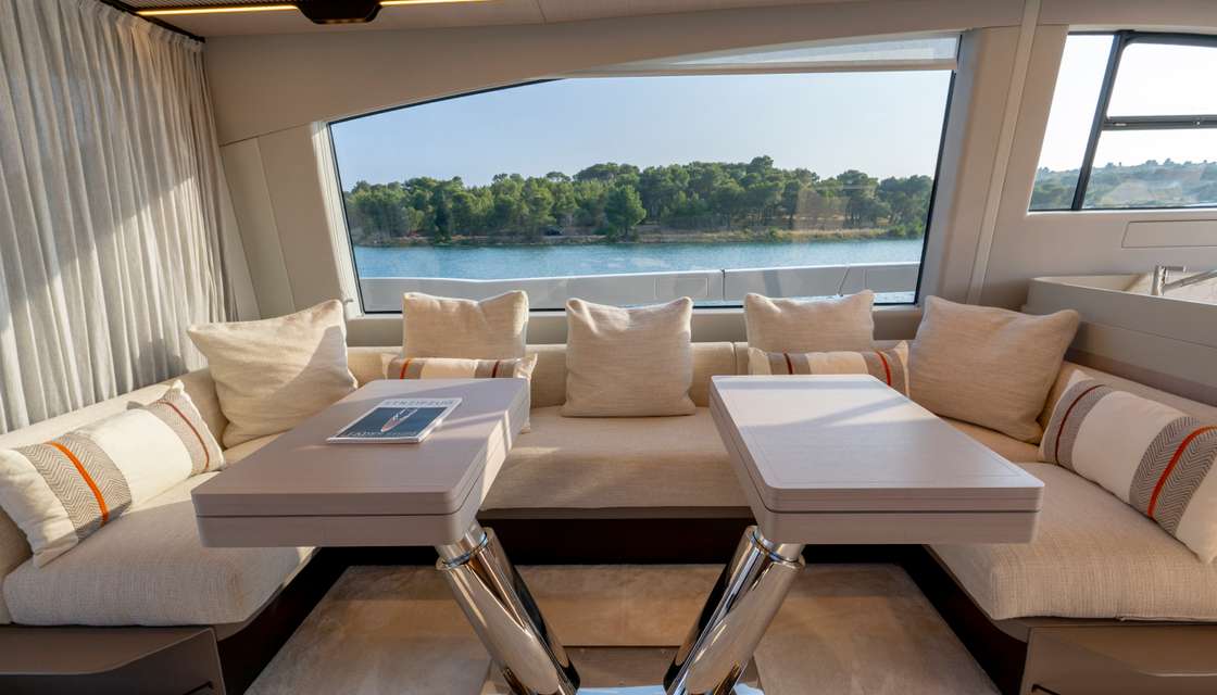 Azimut S7