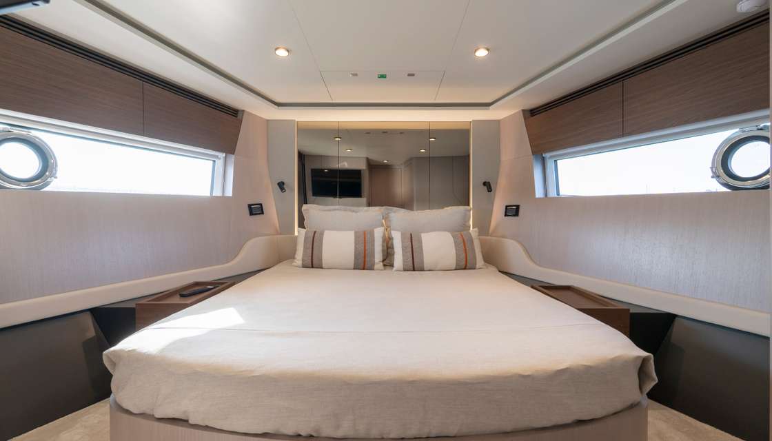 Azimut S7
