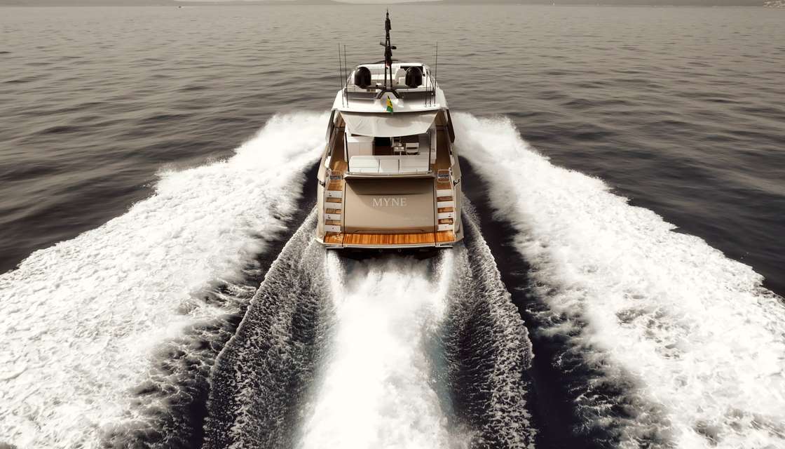 Azimut S8