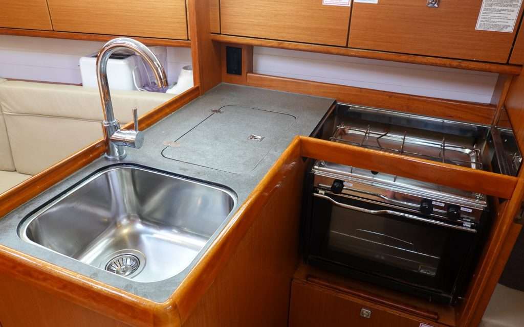 Bavaria 34
