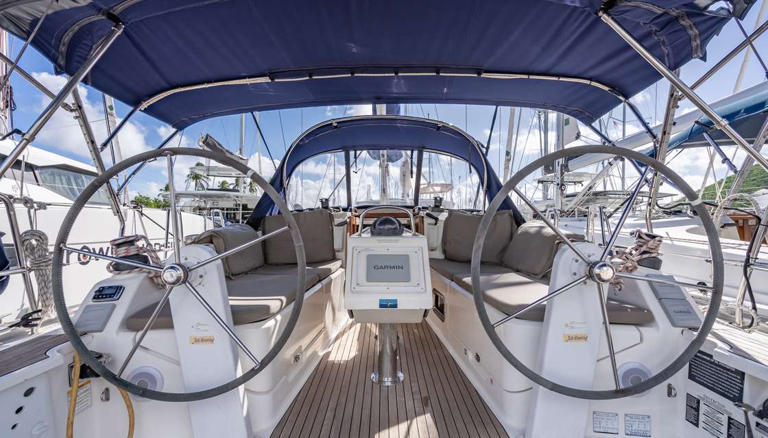 Bavaria 37