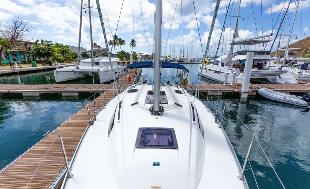 Bavaria 37