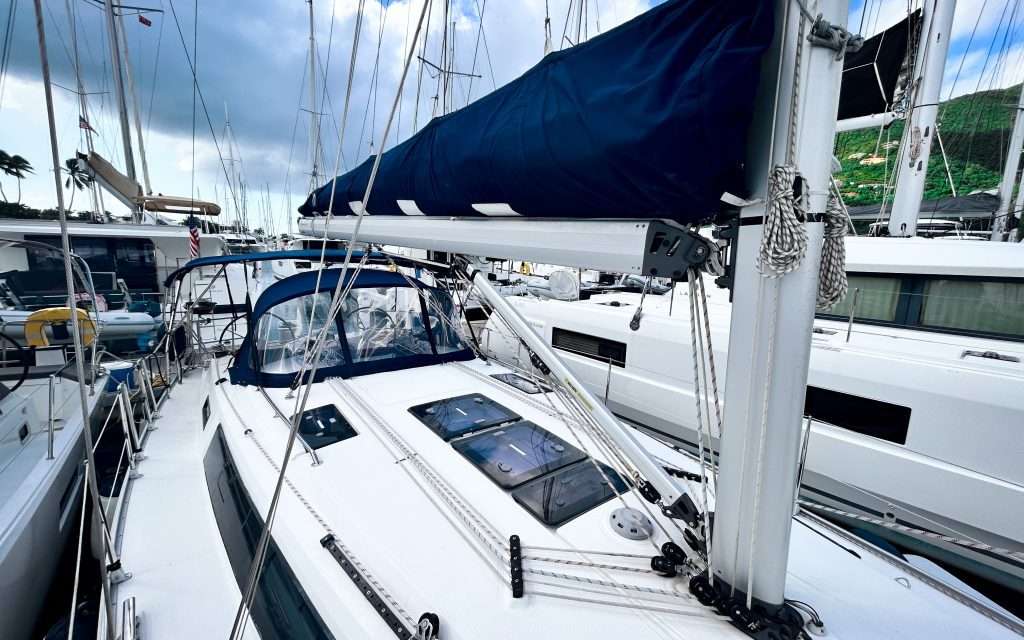 Bavaria 37