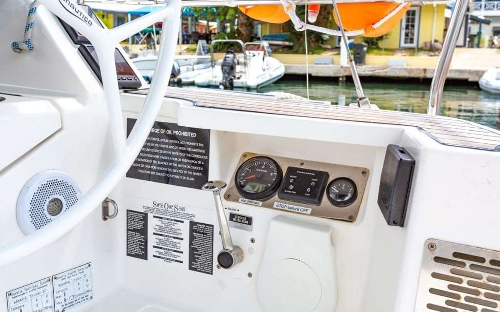 Bavaria 37
