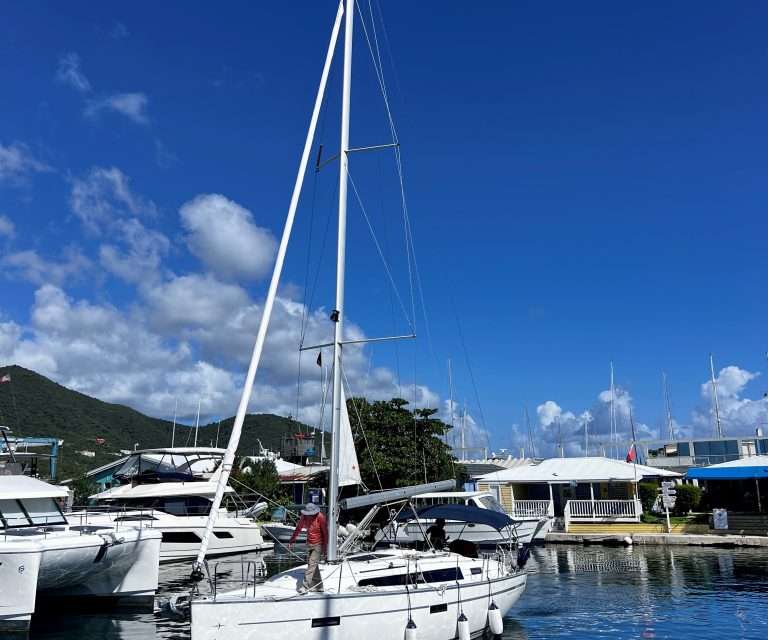 Bavaria 37