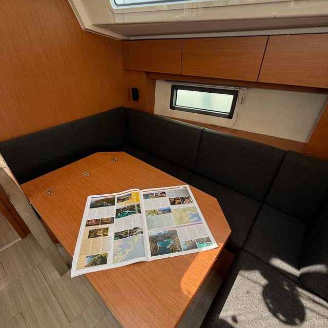 Bavaria C38