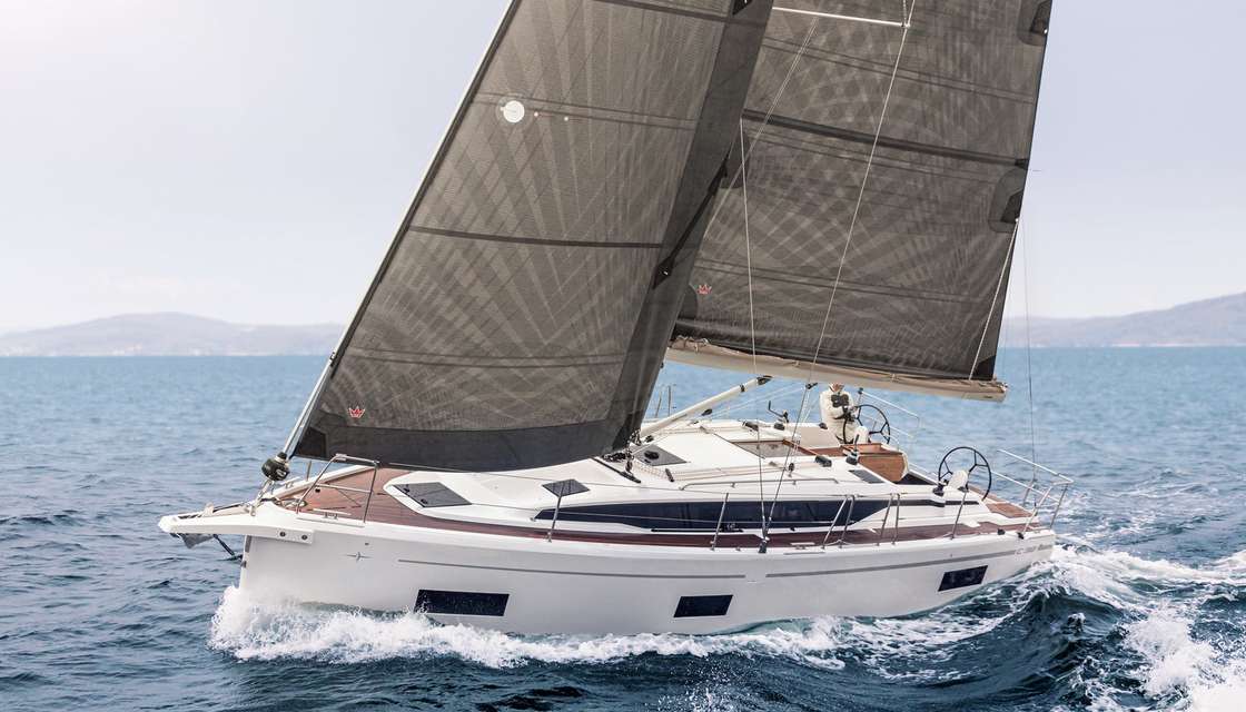 Bavaria C38