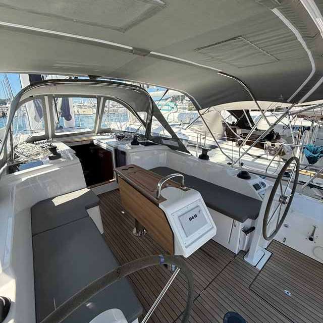 Bavaria C38