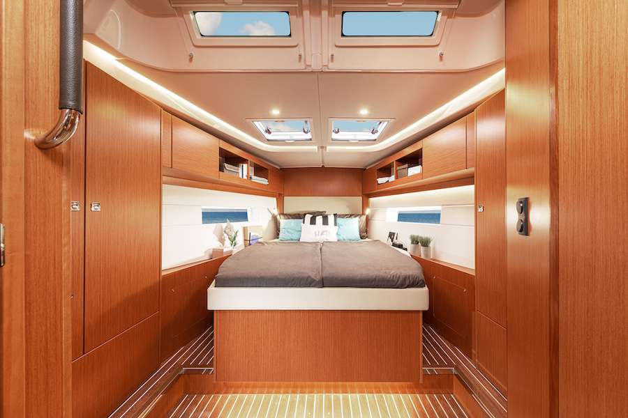 Bavaria C45 Style