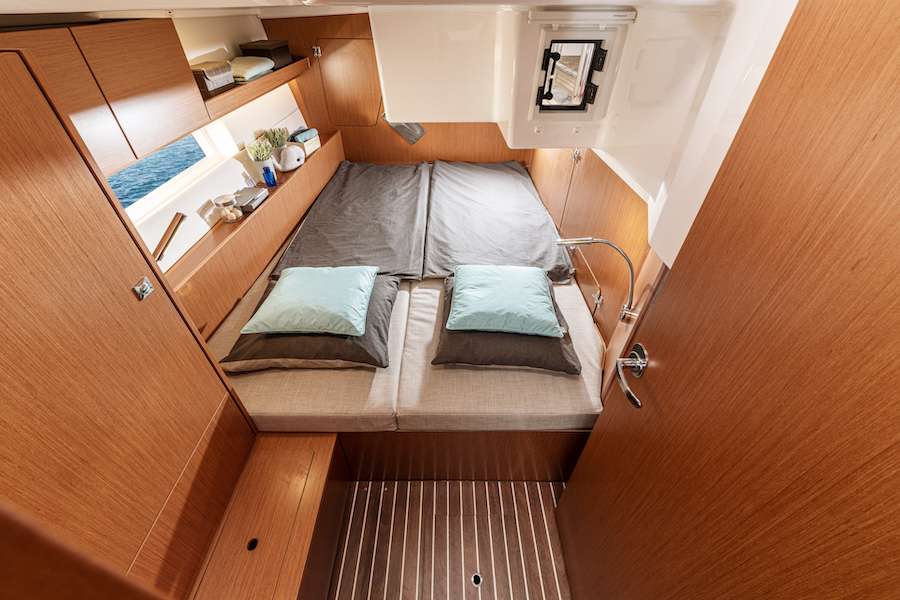 Bavaria C45 Style
