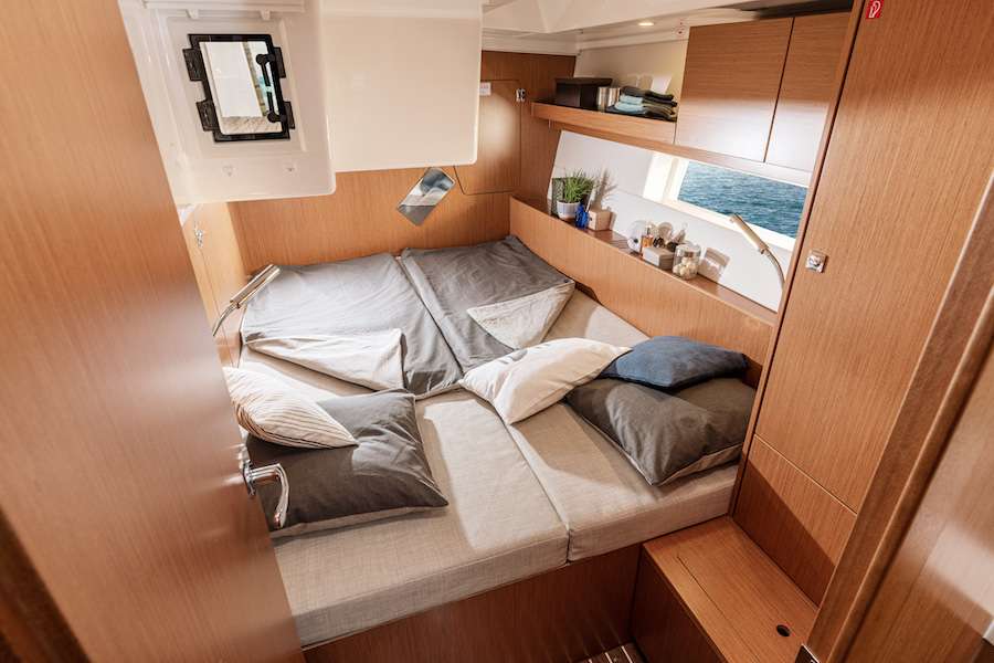 Bavaria C45 Style