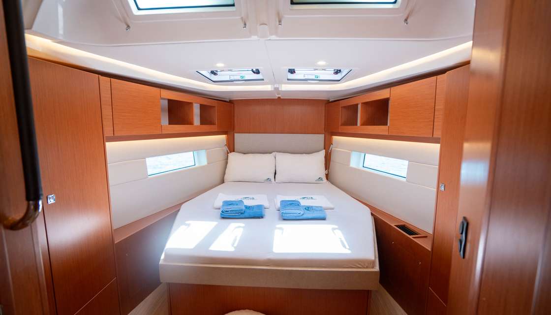 Bavaria C45 Style