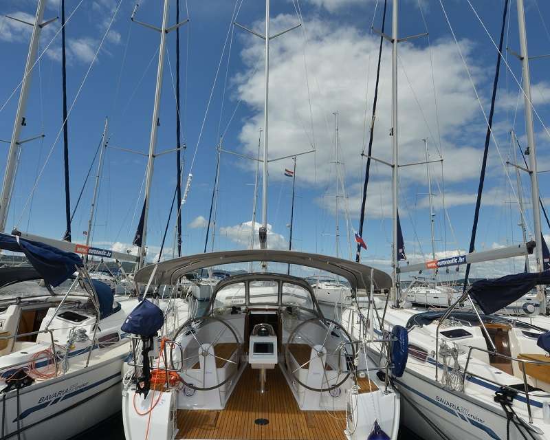Bavaria Cruiser 37