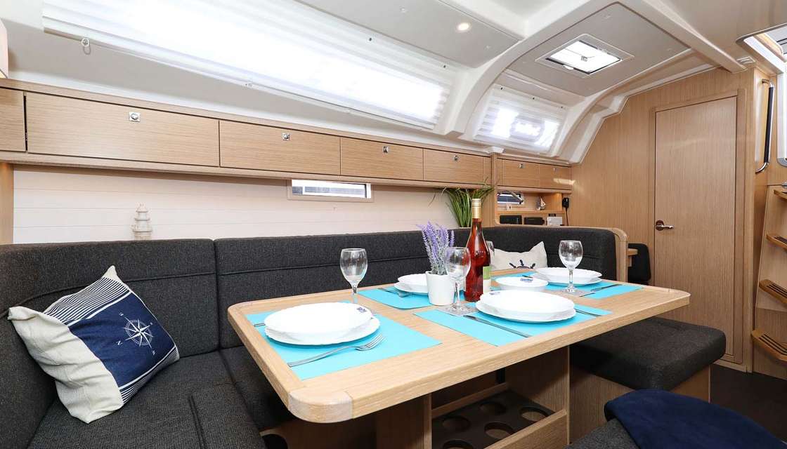 Bavaria Cruiser 41 Style