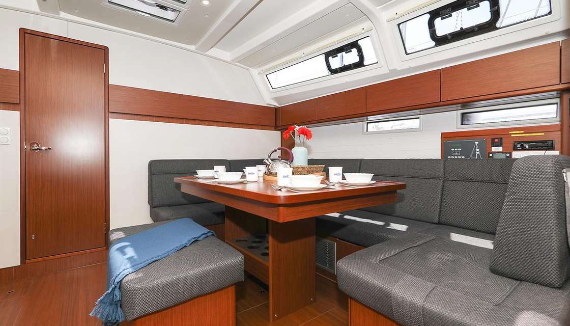 Bavaria Cruiser 46 Style