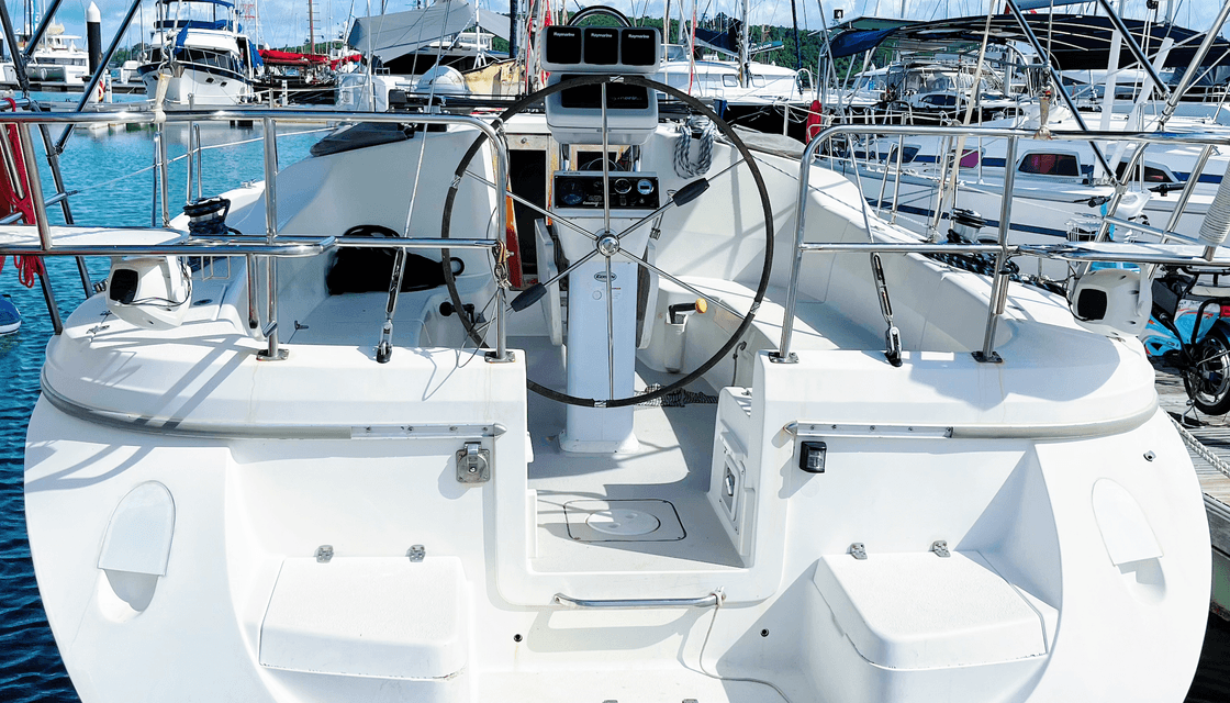 Catalina 375