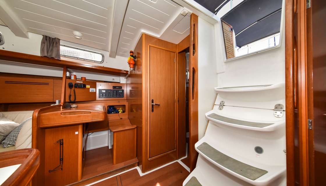 Cyclades 50.5