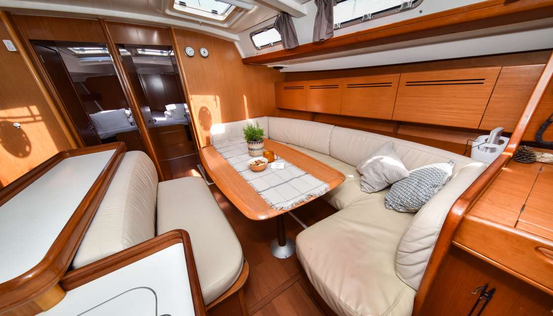 Cyclades 50.5