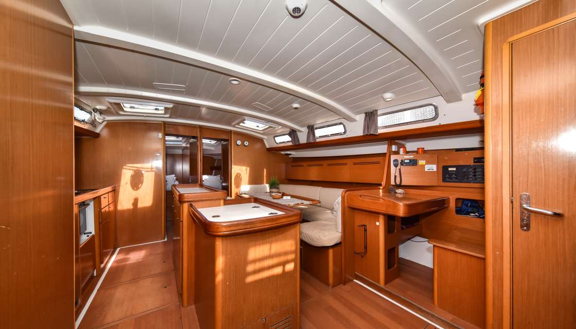 Cyclades 50.5