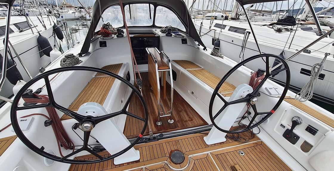 Dehler 38