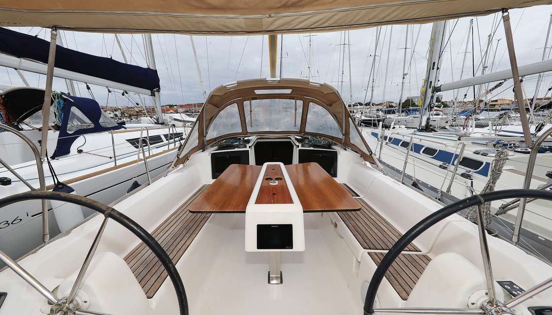 Dufour 350 Grand Large