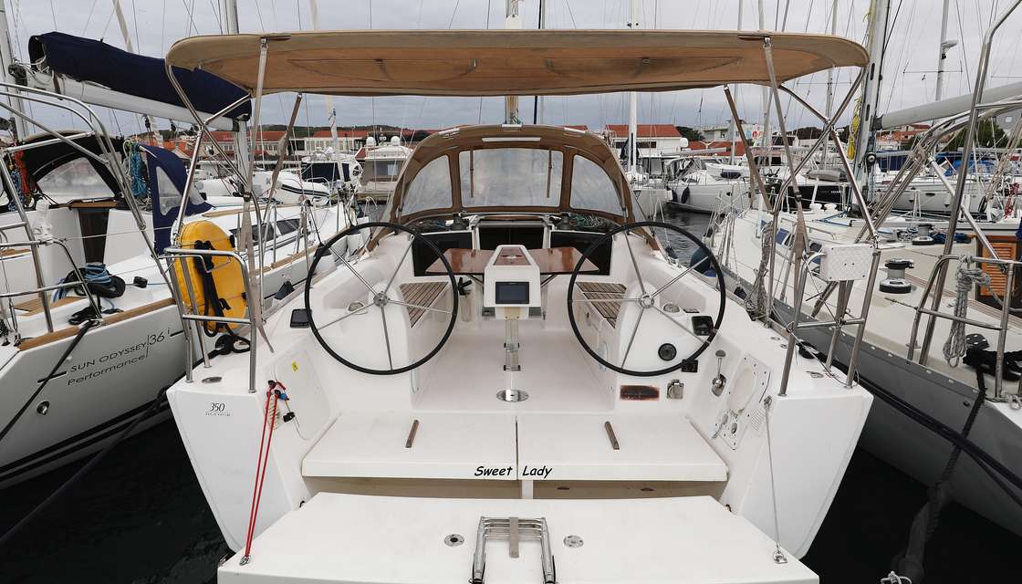 Dufour 350 Grand Large