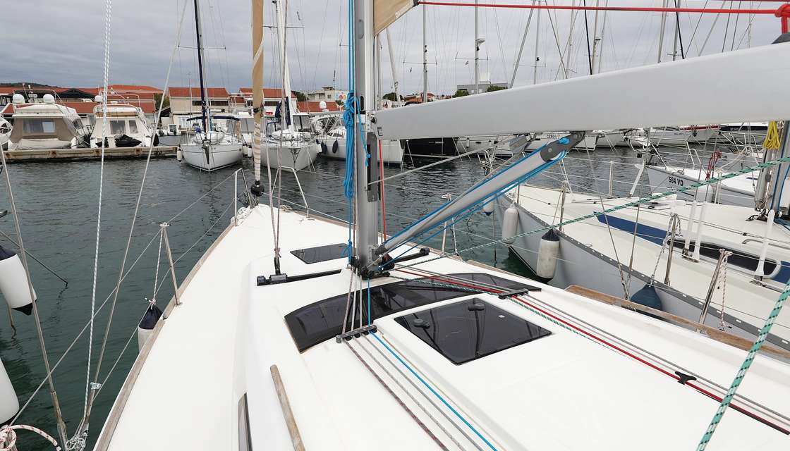 Dufour 350 Grand Large