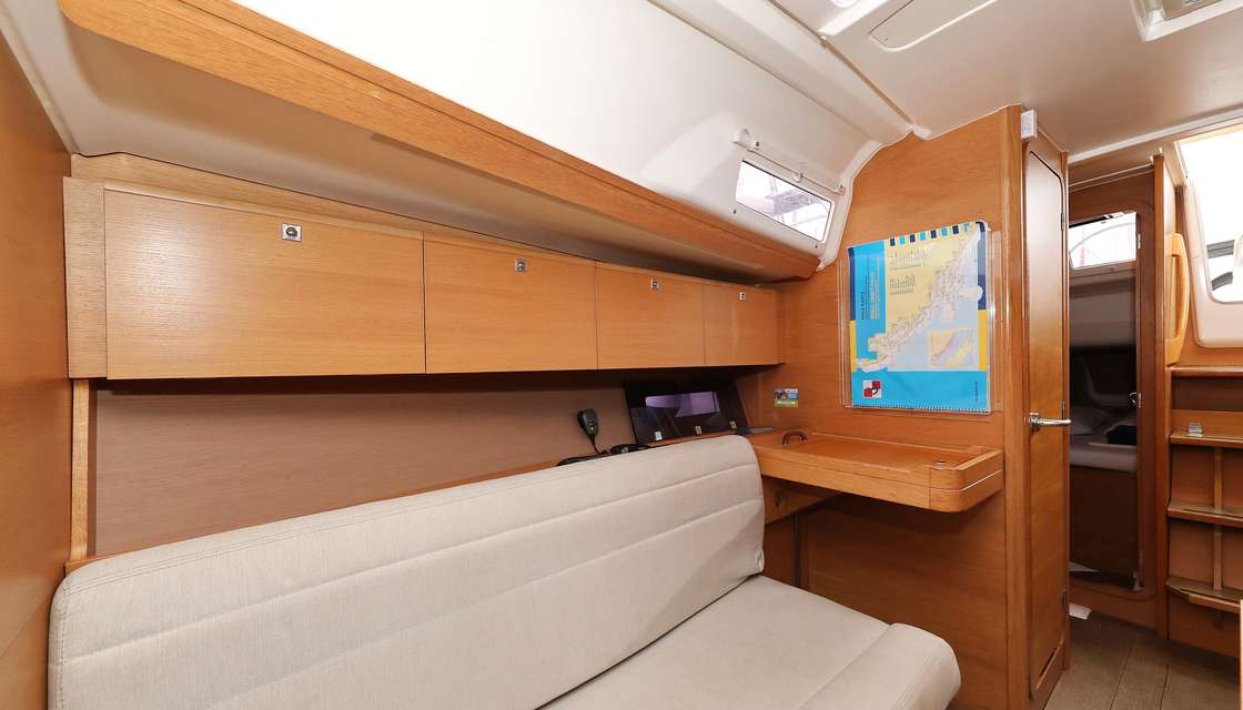 Dufour 350 Grand Large