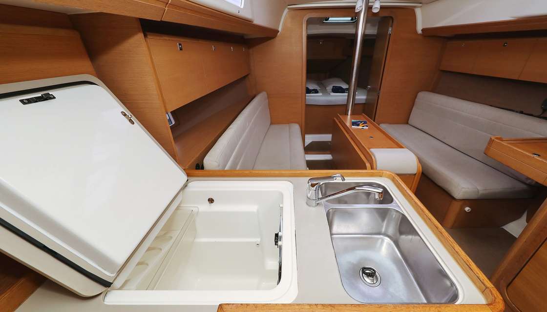 Dufour 350 Grand Large