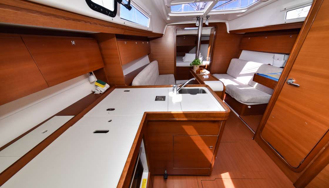 Dufour 350 Grand Large