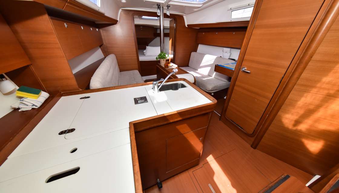 Dufour 350 Grand Large