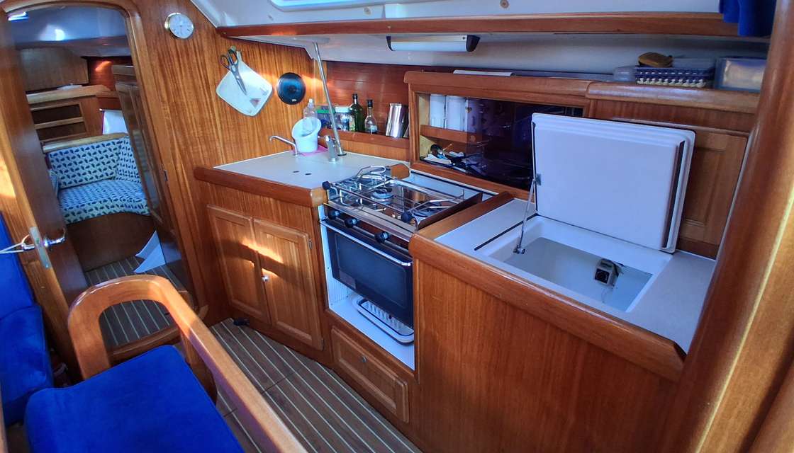 Dufour 36 Classic