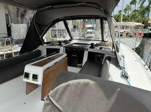 Dufour 37